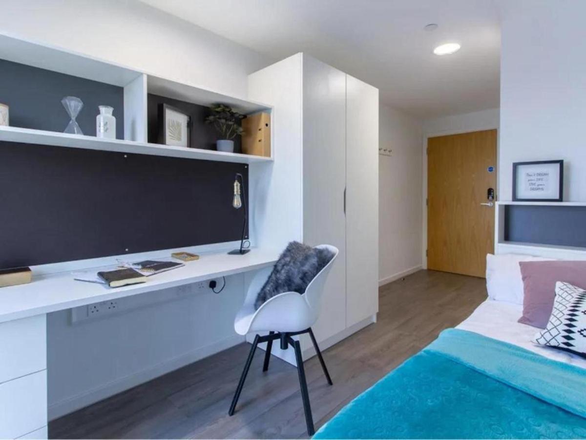 Vibrant Ensuite Rooms, Bournemouth - Sk בורנמות' מראה חיצוני תמונה